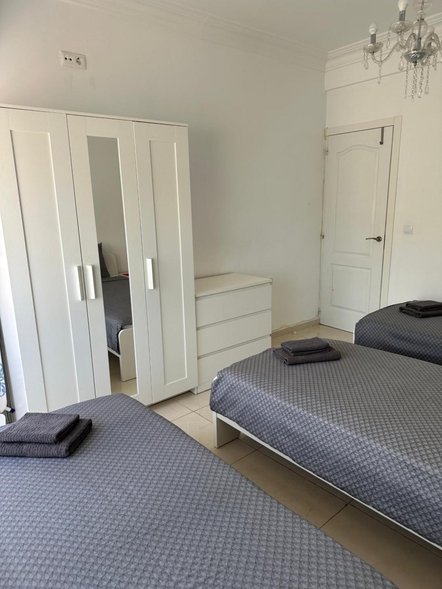 Modern And Bright 5 Bedroom Apartment Del Prado Гандия Екстериор снимка